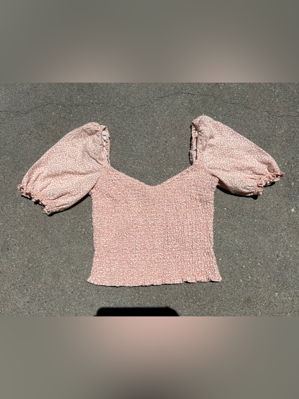 Abercrombie & Fitch Blush Pink Smocked Puff Sleeve Top size SMALL